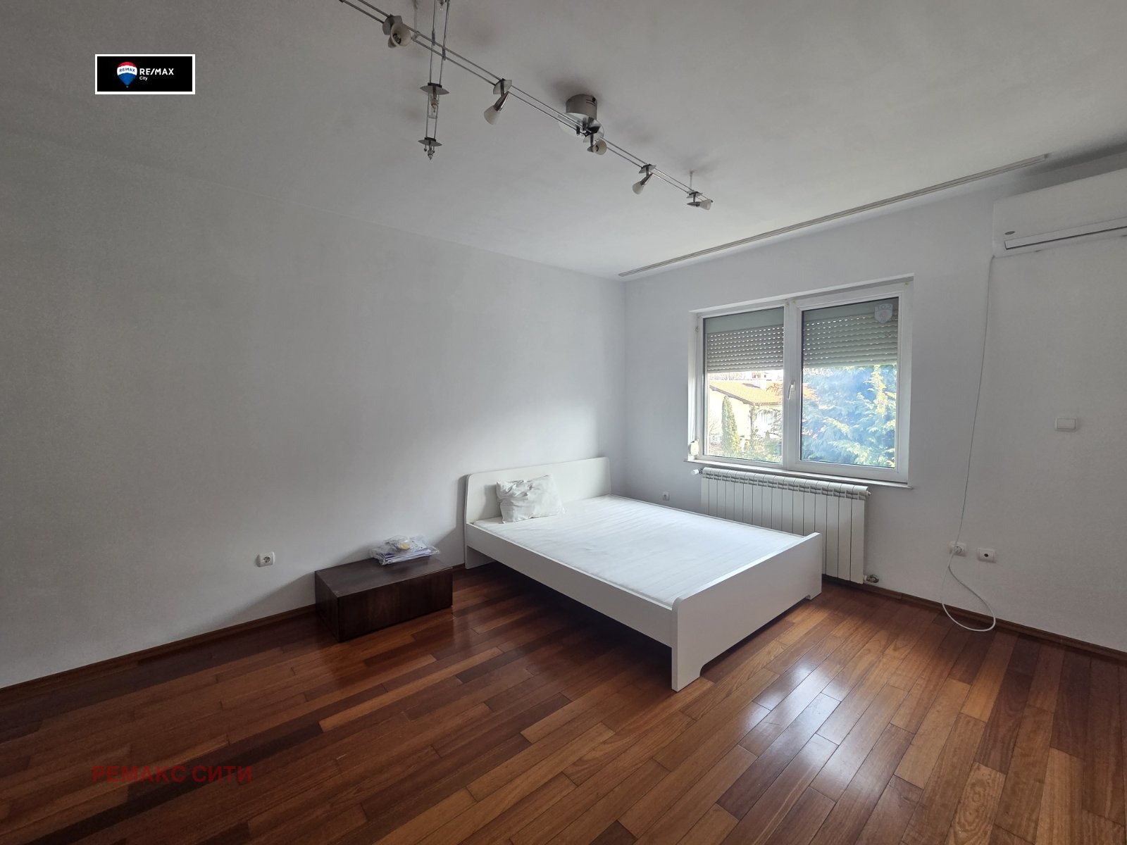 Продава КЪЩА, гр. София, в.з.Симеоново - Драгалевци, снимка 11 - Къщи - 53945171