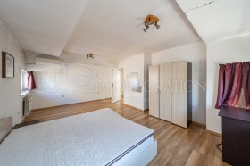 3 bedroom Tsentar, Sofia 10