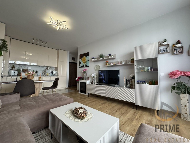 For Sale  1 bedroom Burgas , Izgrev , 70 sq.m | 93134778