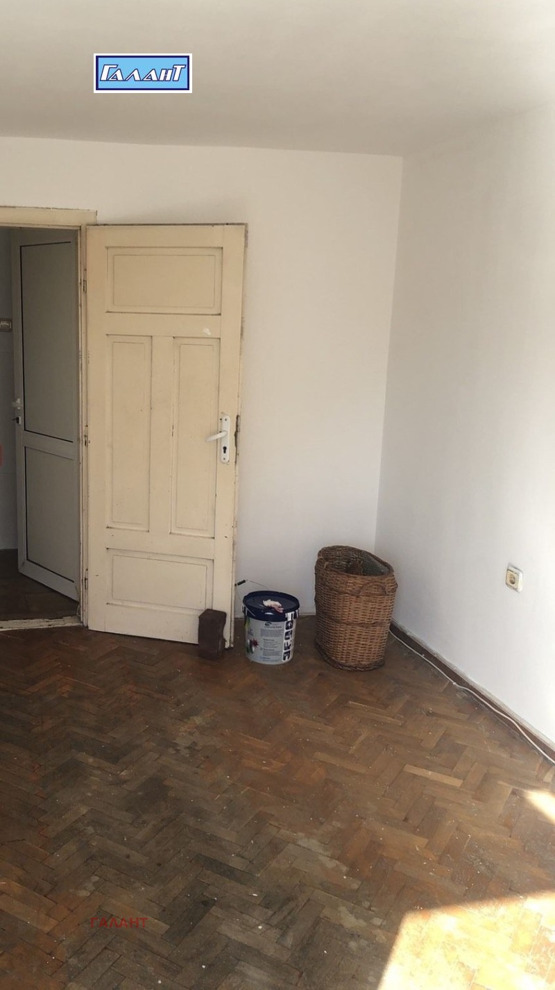 Продава 3-СТАЕН, гр. Варна, Център, снимка 3 - Апартаменти - 53441609