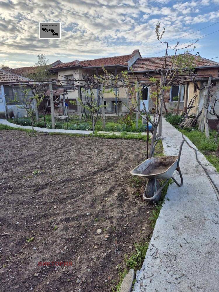 Продава КЪЩА, с. Калугерово, област Пазарджик, снимка 9 - Къщи - 52727811