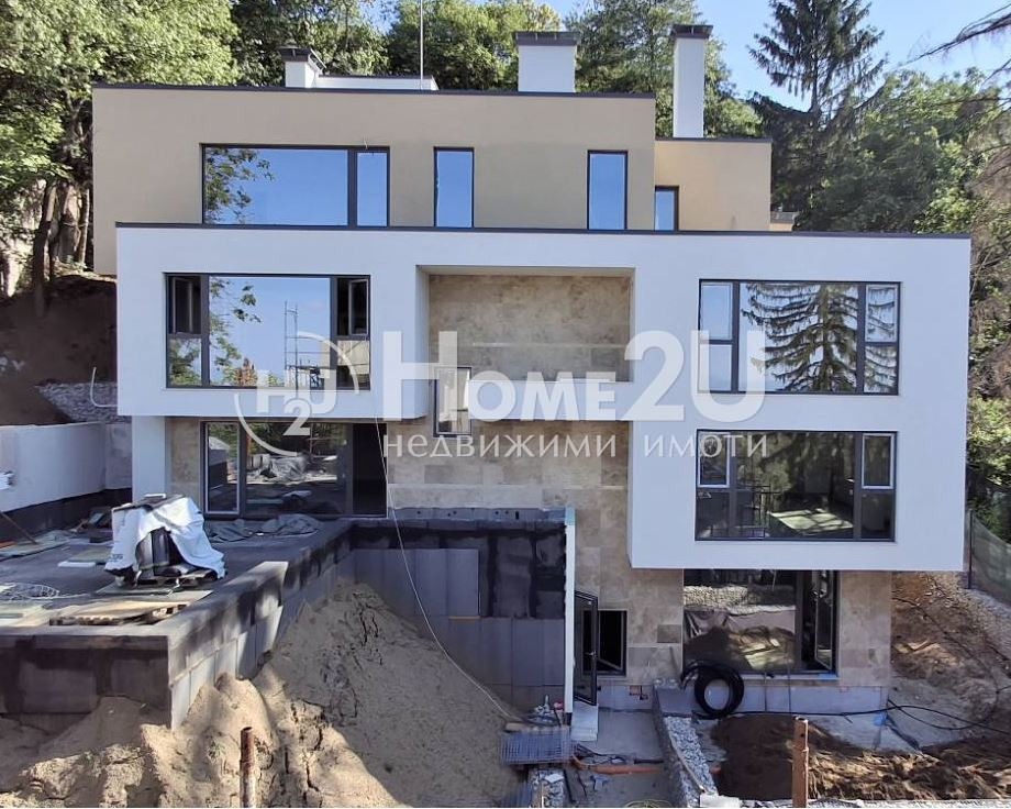 Продава МНОГОСТАЕН, гр. София, Бояна, снимка 2 - Апартаменти - 51061627