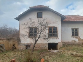 Продажба на имоти в гр. Годеч, област София - изображение 12 