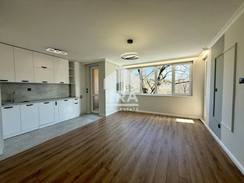 Продава 4-СТАЕН, гр. Велико Търново, Център