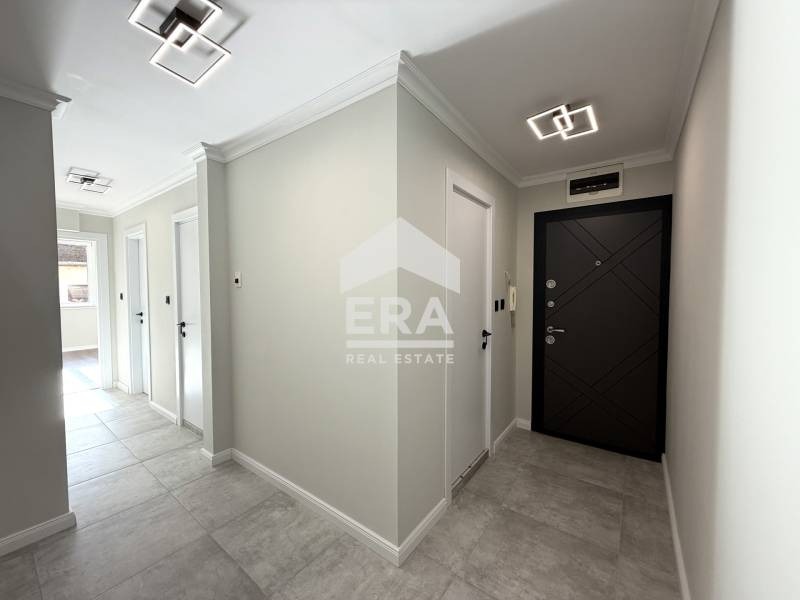 Продава 4-СТАЕН, гр. Велико Търново, Център, снимка 16 - Апартаменти - 52659271
