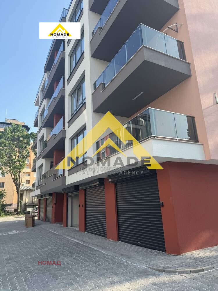 Продава 2-СТАЕН, гр. Пловдив, Кючук Париж, снимка 2 - Апартаменти - 52332611