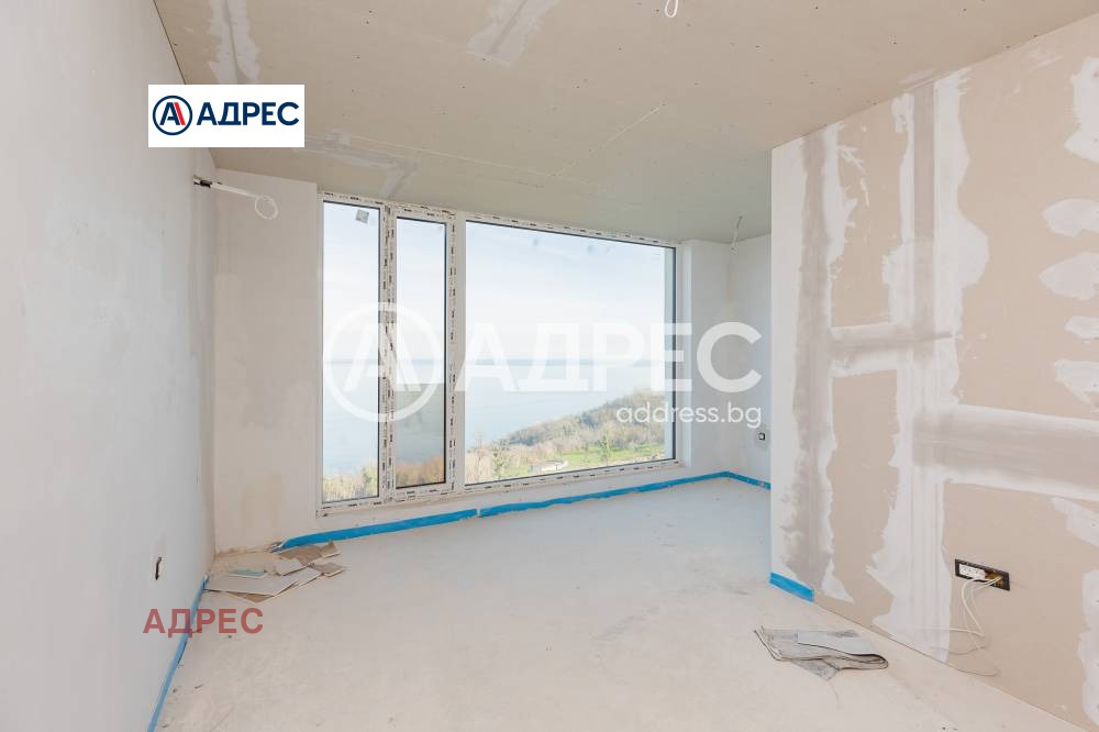 Продава МНОГОСТАЕН, гр. Варна, Галата, снимка 3 - Апартаменти - 53914789