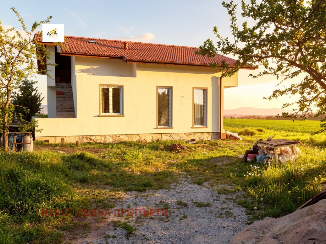 Продава КЪЩА, с. Белица, област София област, снимка 2 - Къщи - 54217245