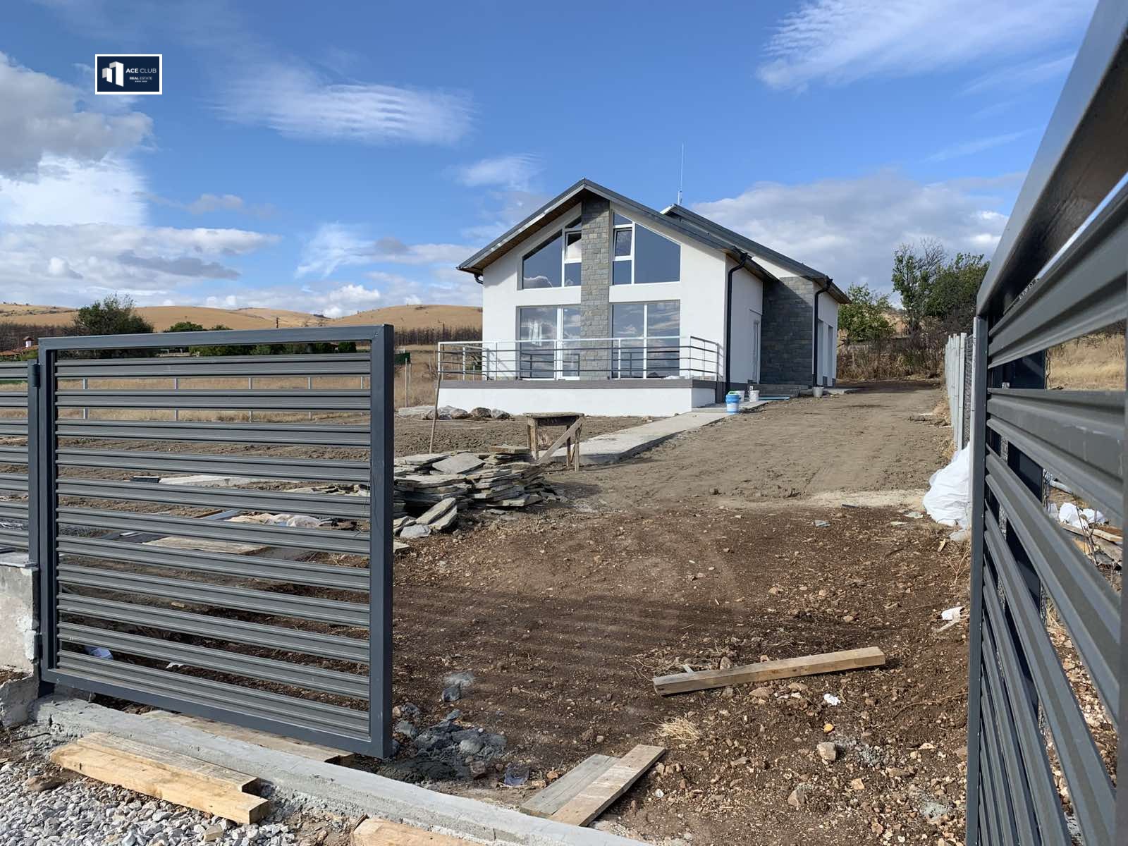 Продава  Къща област София , с. Безден , 218 кв.м | 74284350