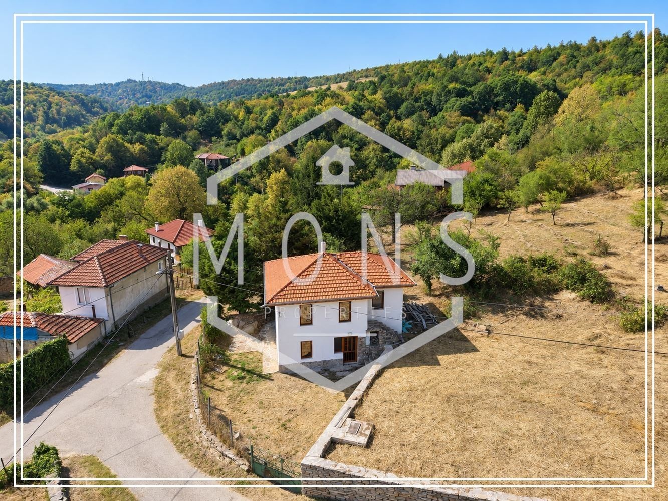 Продава КЪЩА, гр. Трявна, област Габрово