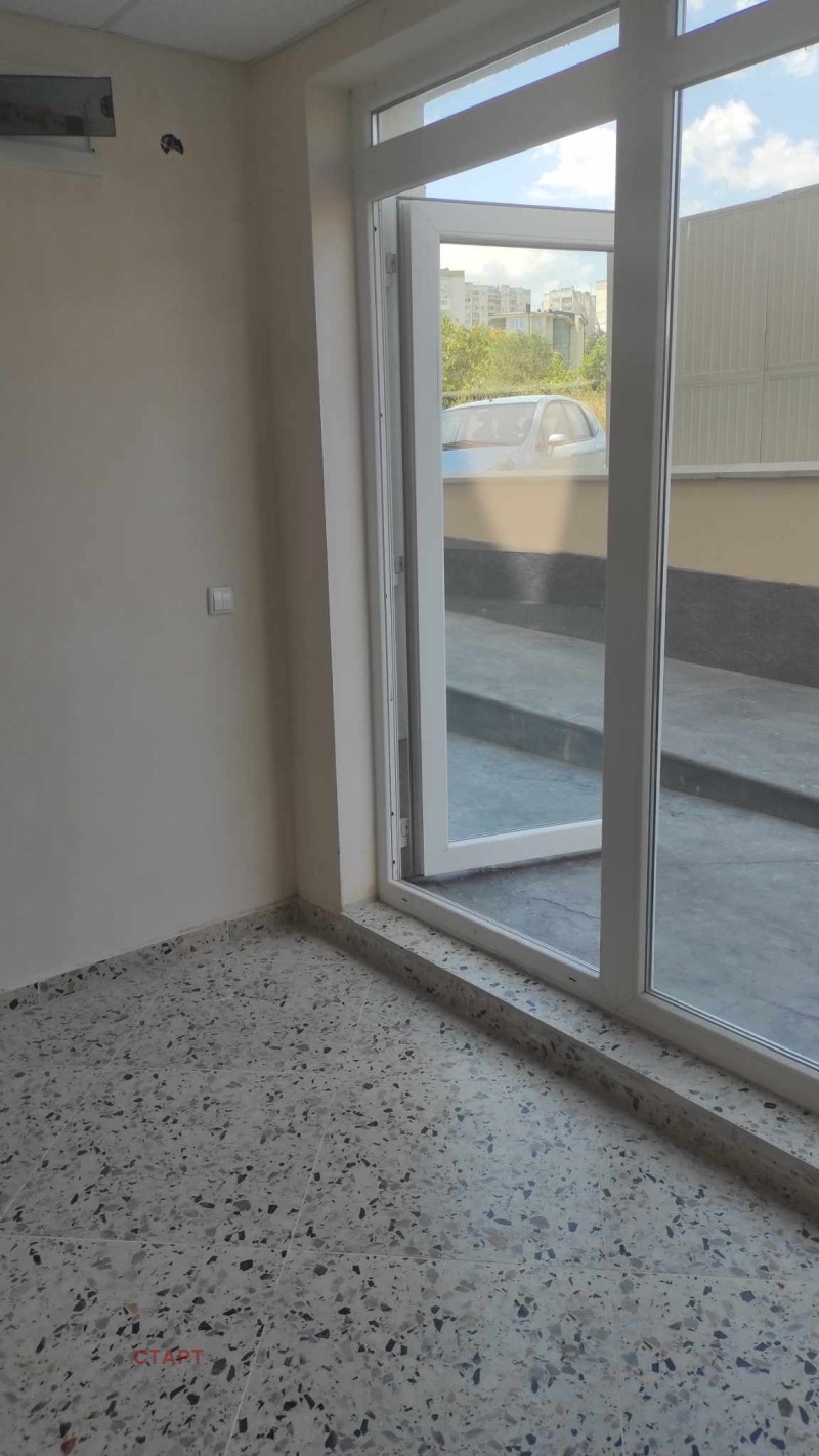 Продава МАГАЗИН в град Стара Загора, Три чучура - център - 27 кв.м / 35 000 € » 68 454.05 лв., СТАРТ