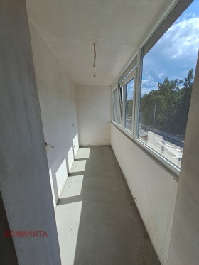 Studio Kiten, regio Boergas 10