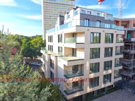 2 quartos Iztok, Sofia