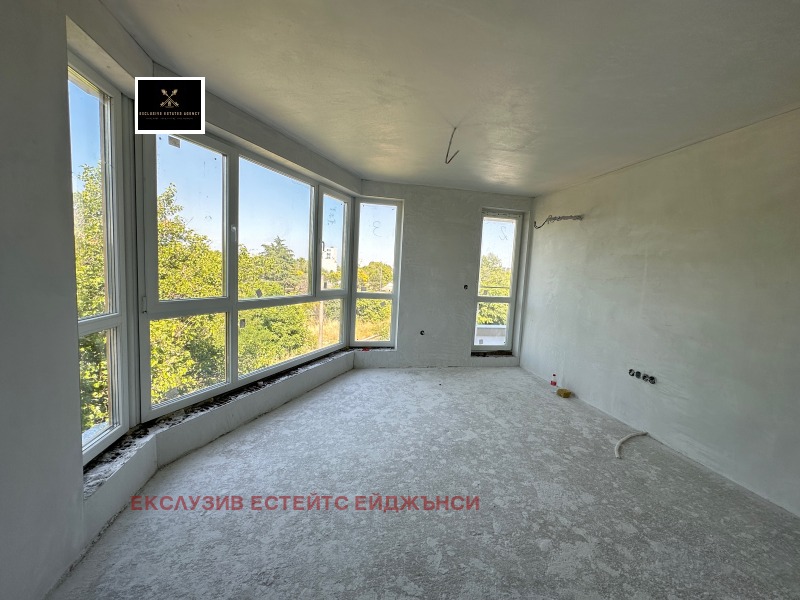 Продава  2-стаен град Пловдив , Младежки Хълм , 67 кв.м | 23944968 - изображение [2]