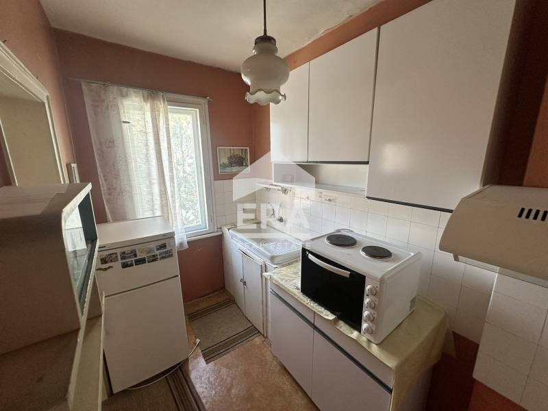 Продава 3-СТАЕН, гр. Добрич, Център, снимка 6 - Апартаменти - 54509308