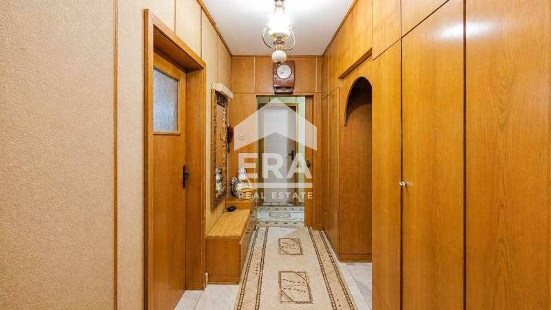 Продава МНОГОСТАЕН, гр. Търговище, Боровец, снимка 15 - Апартаменти - 54440751