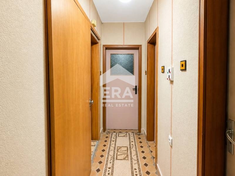 Продава МНОГОСТАЕН, гр. Търговище, Боровец, снимка 16 - Апартаменти - 54440751