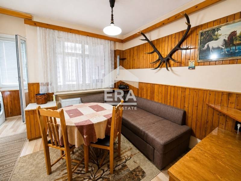 Продава МНОГОСТАЕН, гр. Търговище, Боровец, снимка 8 - Апартаменти - 54440751