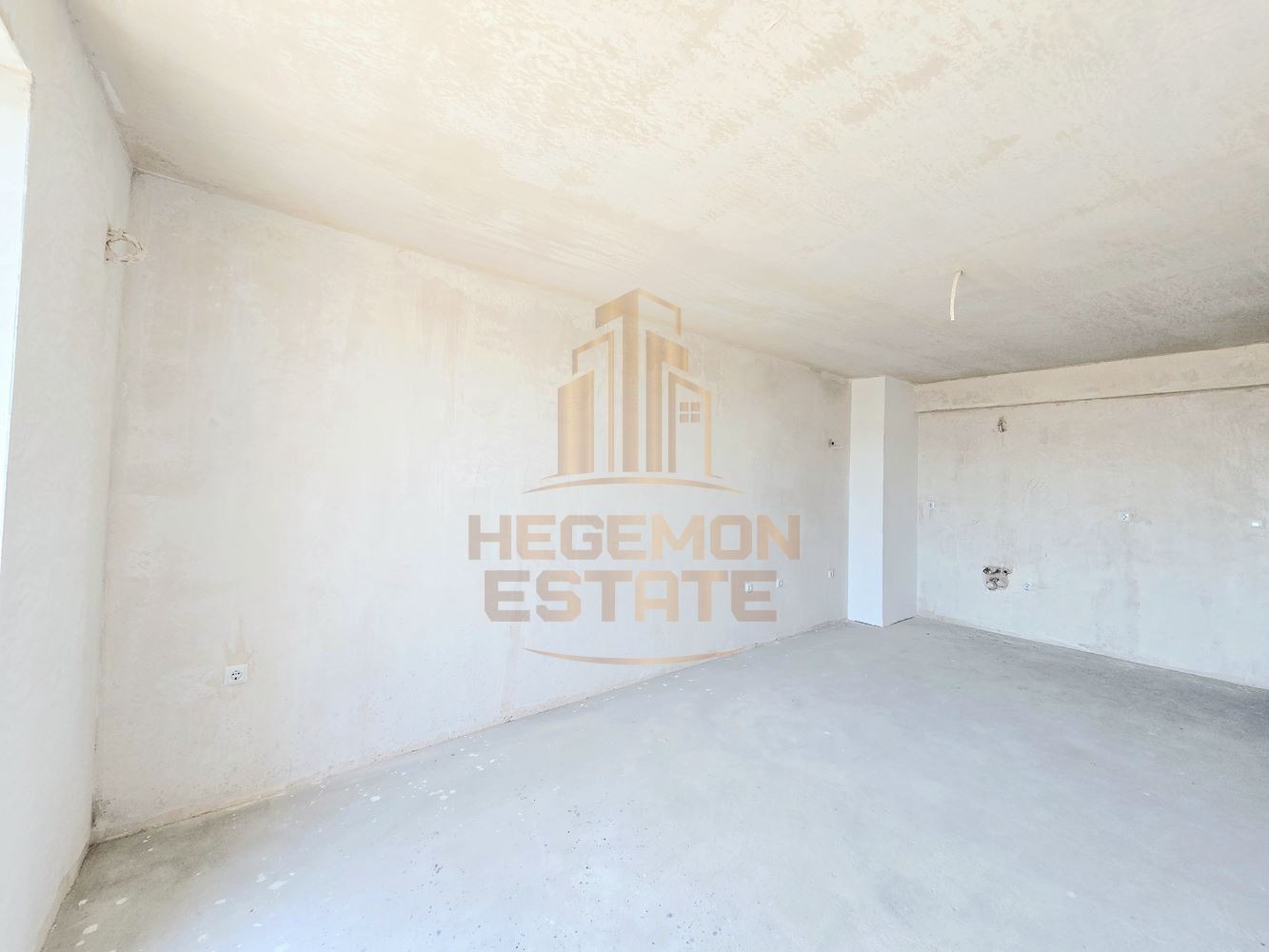 Продава 3-СТАЕН, гр. Варна, Бизнес хотел, снимка 2 - Апартаменти - 55010893
