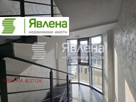 3-стаен град София, Редута 12