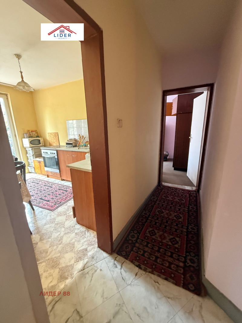 Продава  4-стаен град Плевен , Идеален център , 112 кв.м | 97748821 - изображение [11]