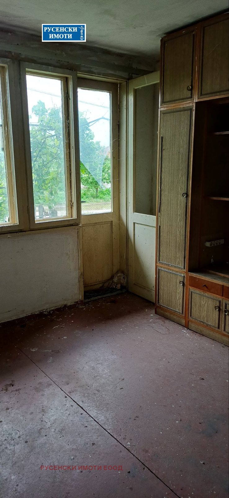Продава ЕТАЖ ОТ КЪЩА, гр. Тутракан, област Силистра, снимка 7 - Етаж от къща - 54733883