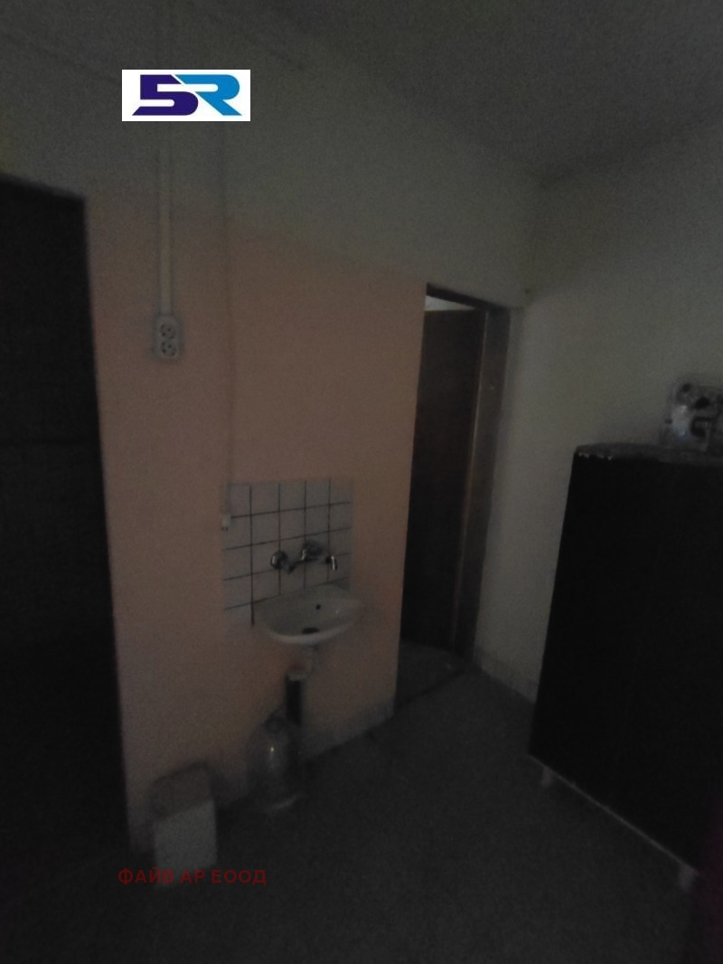 Na prodej  Úložný prostor oblast Pernik , Kladnica , 350 m2 | 23166665 - obraz [5]