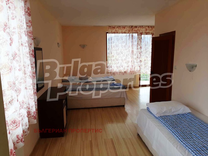 Продава ХОТЕЛ, с. Кръвеник, област Габрово, снимка 9 - Хотели - 52403130