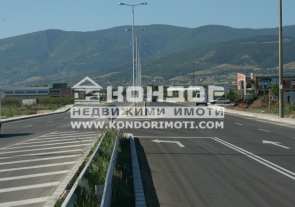 Продава  Парцел град Пловдив , Индустриална зона - Юг , Кукленско шосе, 8500 кв.м | 73049857