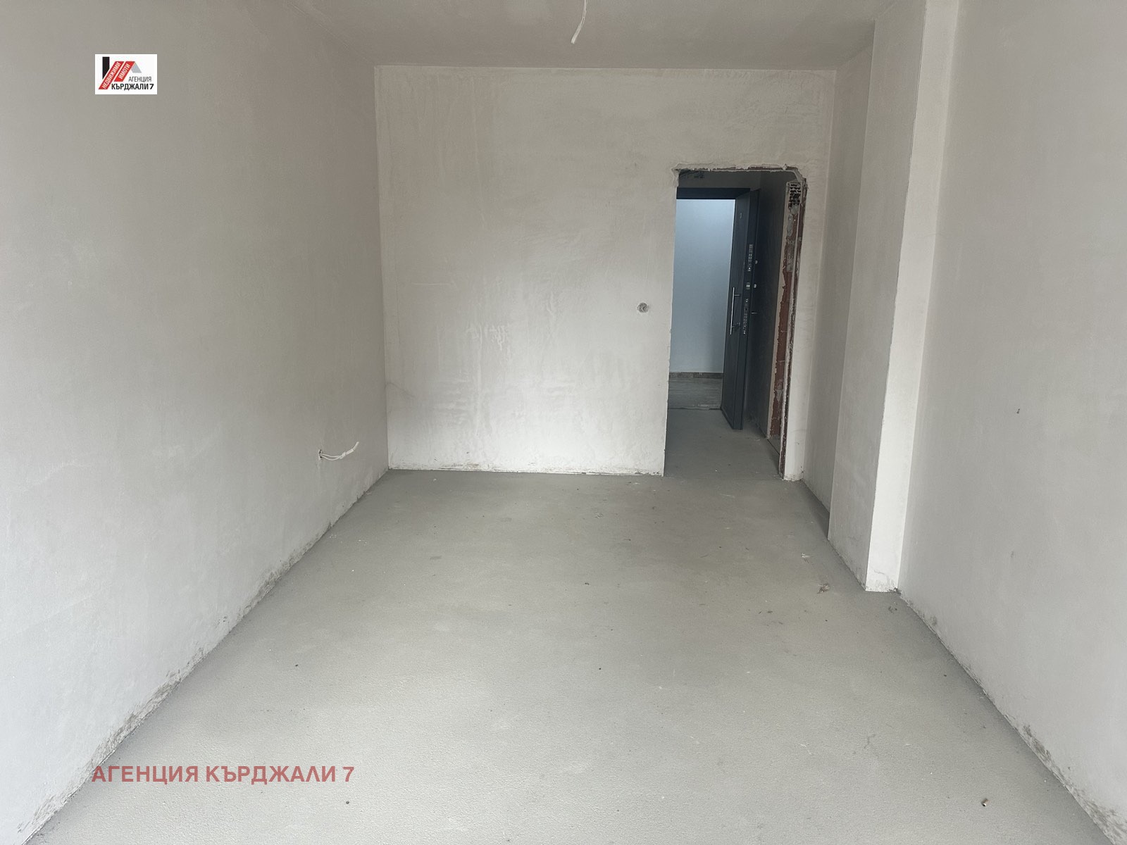 Продава 2-СТАЕН, гр. Кърджали, Възрожденци, снимка 2 - Апартаменти - 54037045