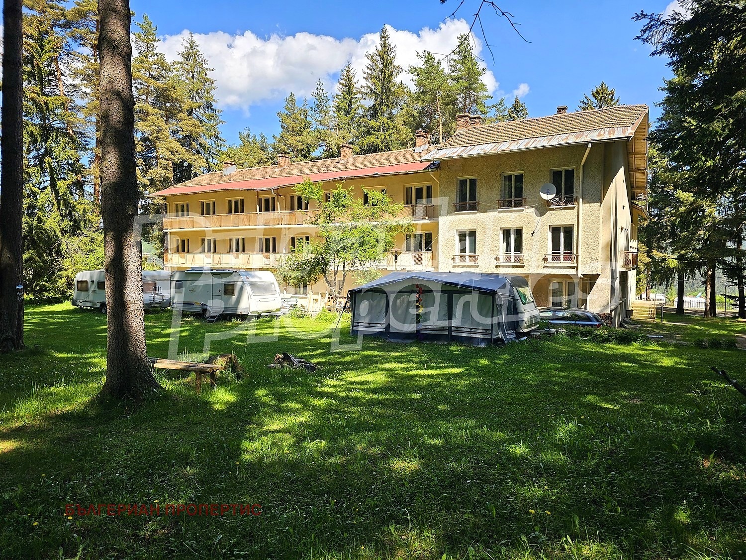 Продава ХОТЕЛ, с. Говедарци, област София област, снимка 4 - Хотели - 54621131
