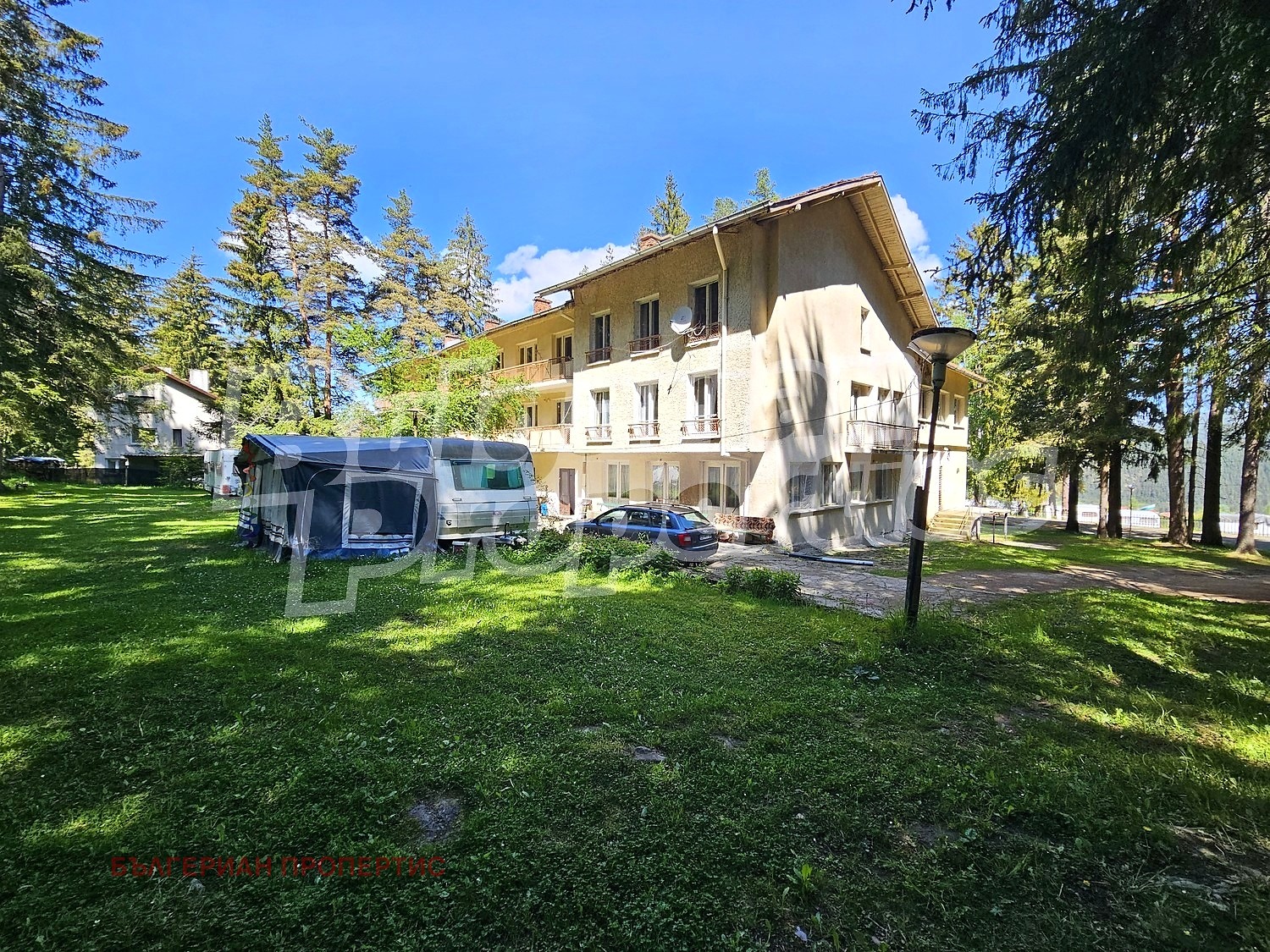 Продава ХОТЕЛ, с. Говедарци, област София област, снимка 5 - Хотели - 54621131