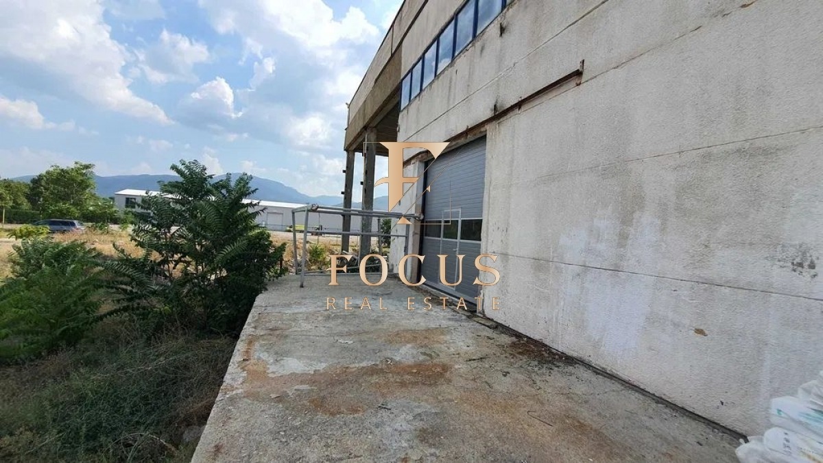 Продава ПРОМ. ПОМЕЩЕНИЕ | Imot.bg — изображение 11