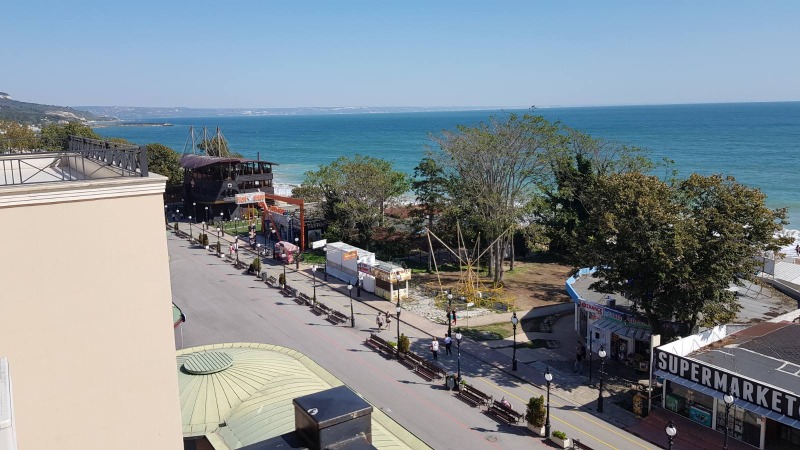 Eladó  1 hálószoba Varna , k.k. Zlatni pjasaci , 71 négyzetméter | 98810727