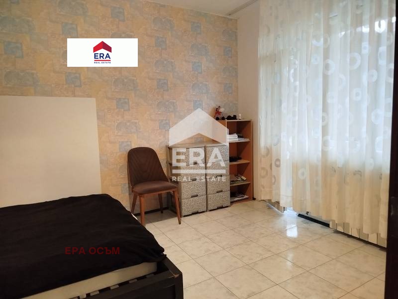 Продава 2-СТАЕН, гр. Ловеч, Център, снимка 2 - Апартаменти - 51559814