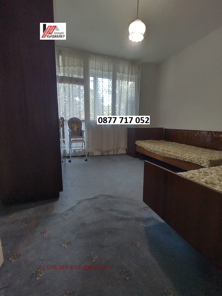 Продава 3-СТАЕН, гр. Кърджали, Център, снимка 7 - Апартаменти - 54502775
