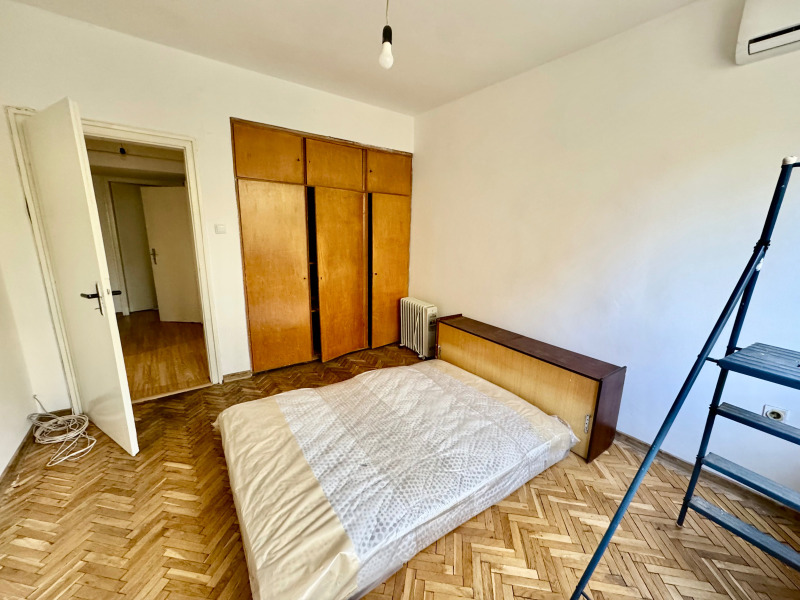 Продава 4-СТАЕН, гр. София, Иван Вазов, снимка 13 - Апартаменти - 52161873