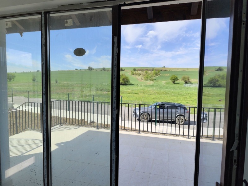 Продава КЪЩА, с. Хераково, област София област, снимка 12 - Къщи - 52719052