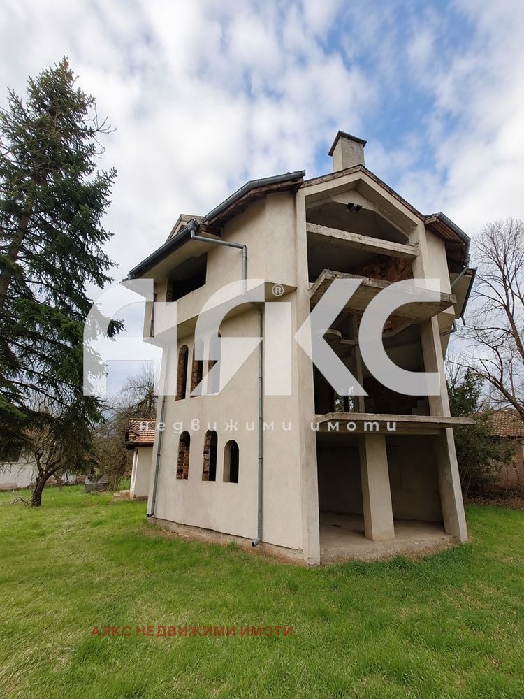 Продава КЪЩА, с. Бобораци, област Перник, снимка 9 - Къщи - 55803405