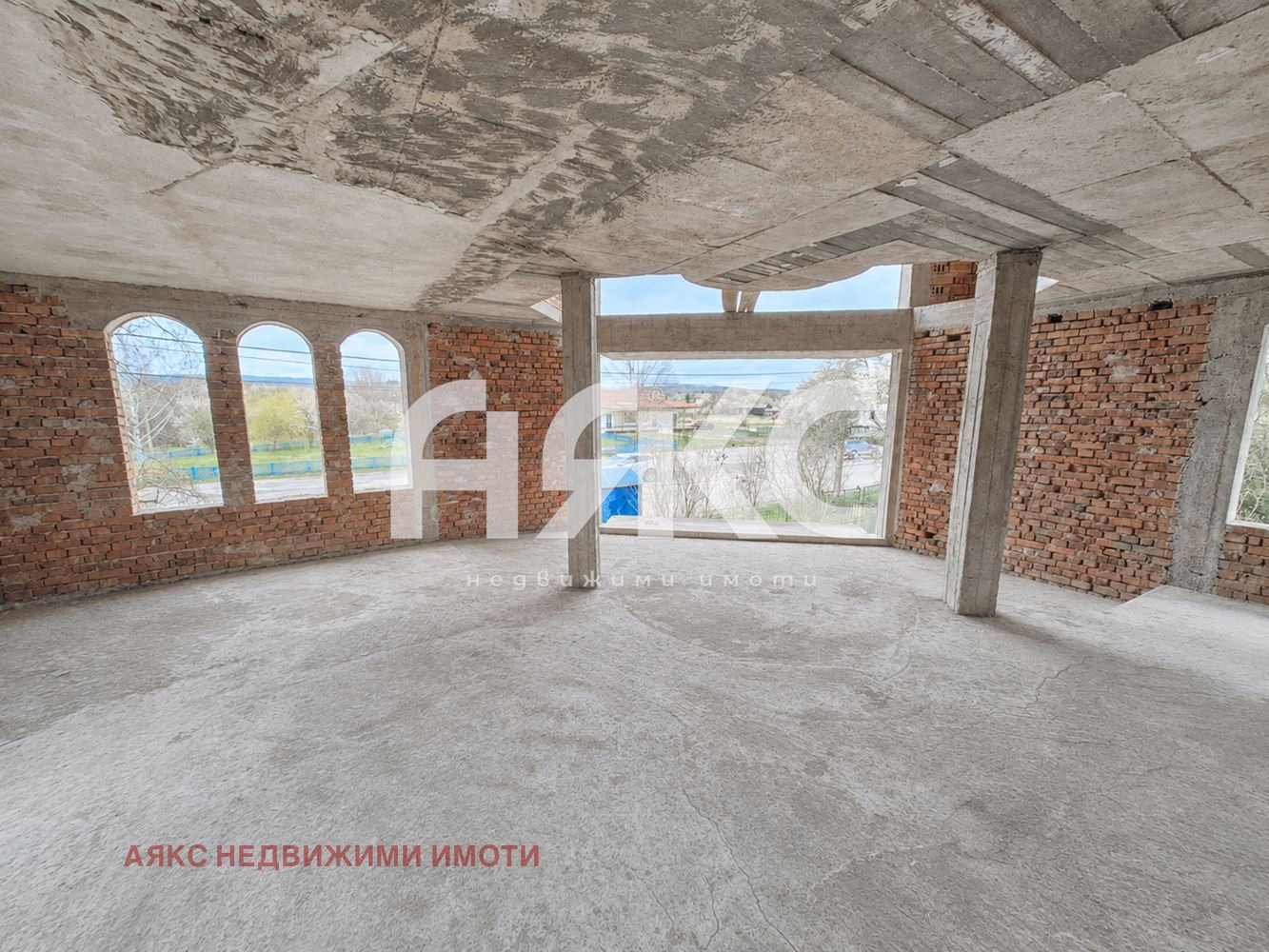 Продава КЪЩА, с. Бобораци, област Перник, снимка 2 - Къщи - 55803405
