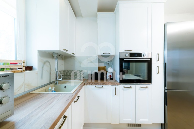 Продава 3-СТАЕН, гр. София, Център, снимка 4 - Апартаменти - 52800477