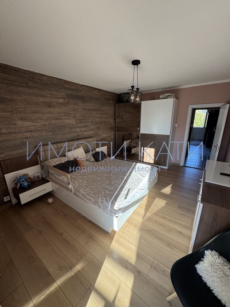 Продава 3-СТАЕН, гр. Перник, Изток, снимка 4 - Апартаменти - 56082691