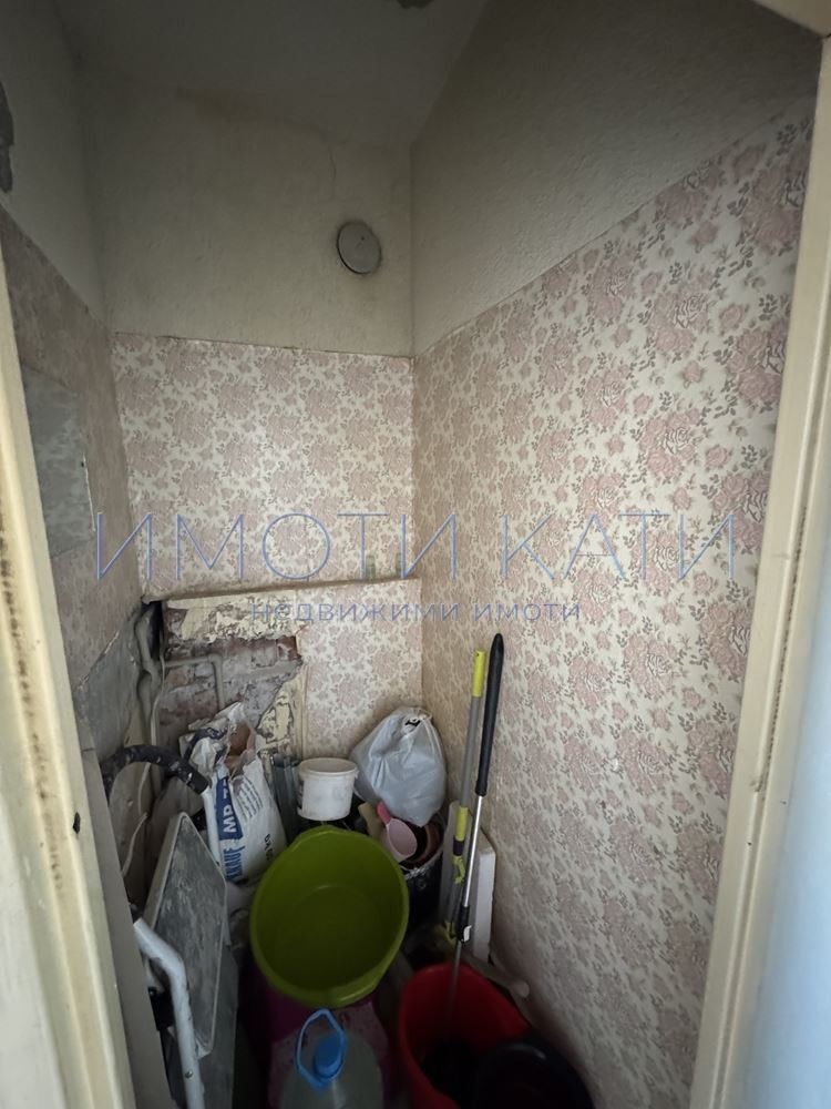 Продава 3-СТАЕН, гр. Перник, Изток, снимка 13 - Апартаменти - 56082691