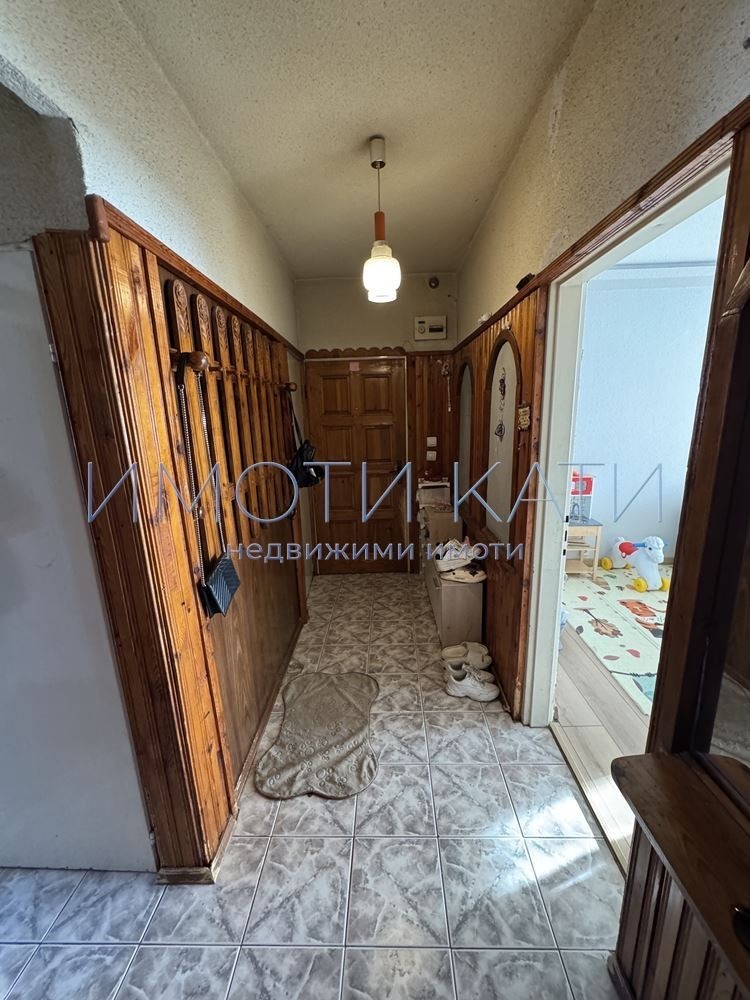 Продава 3-СТАЕН, гр. Перник, Изток, снимка 16 - Апартаменти - 56082691