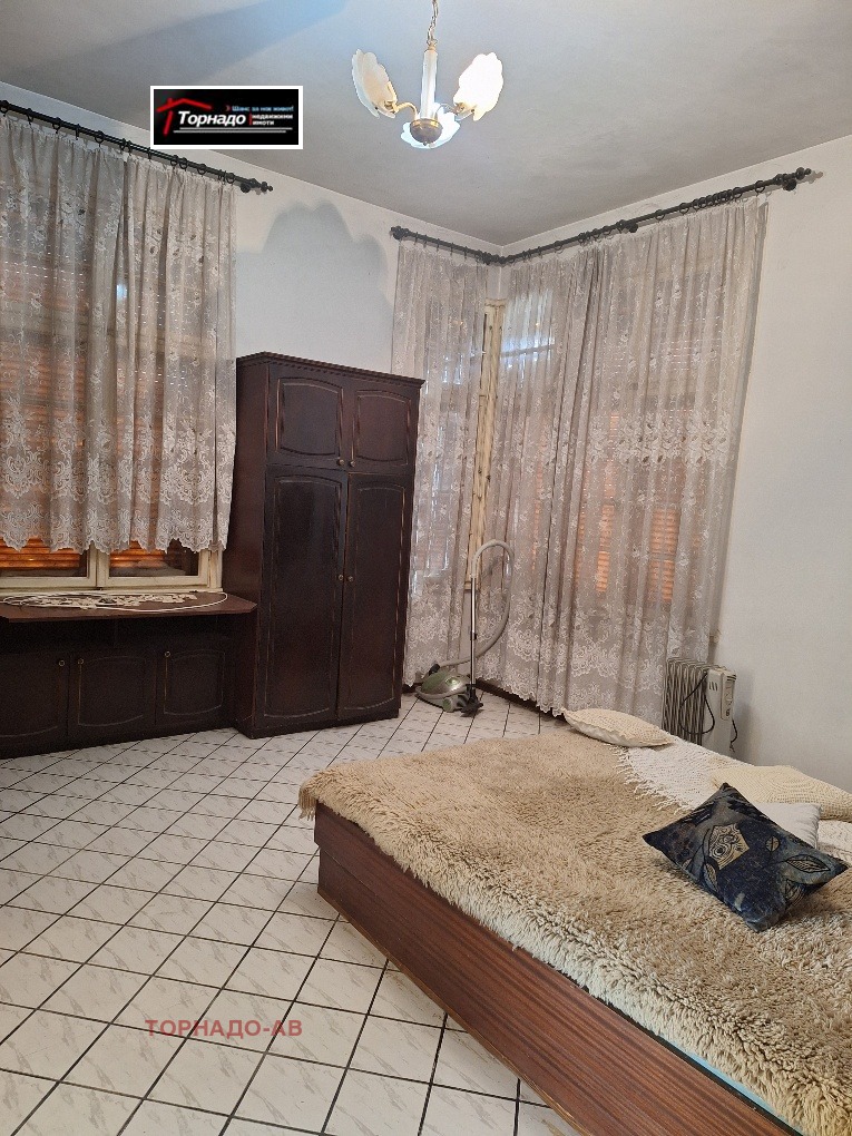 Продава  4-стаен област Велико Търново , гр. Горна Оряховица , 139 кв.м | 65769089 - изображение [8]