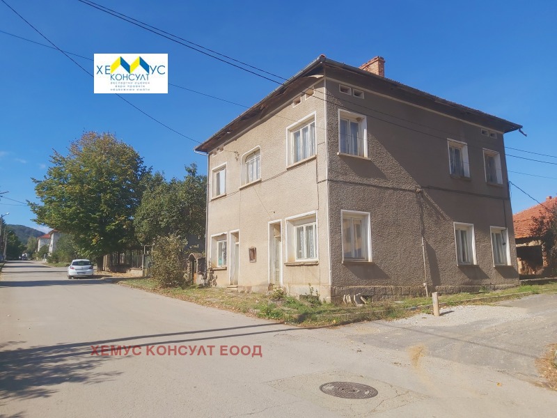 Na sprzedaż  Dom region Łowecz , Goljama Żeljazna , 218 mkw | 89585471 - obraz [2]