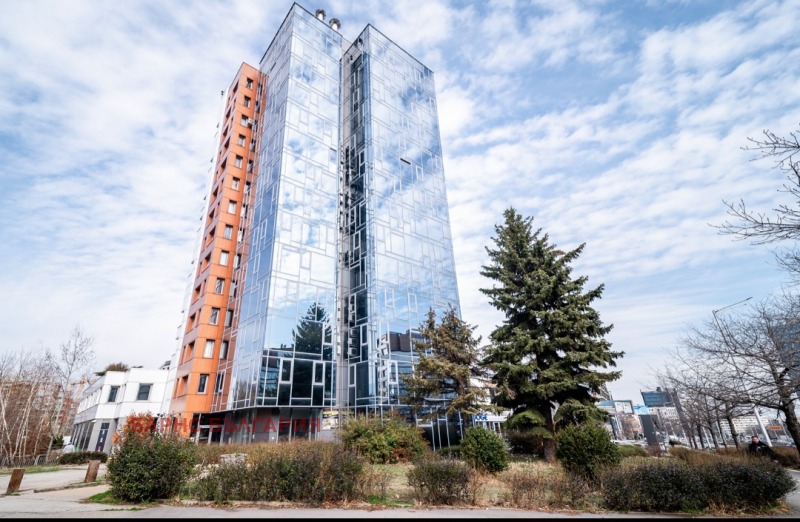 Продава МЕЗОНЕТ в град София, Борово - 850 кв.м / 1 680 000 € » 3 285 794.40 лв., БАРНС БЪЛГАРИЯ