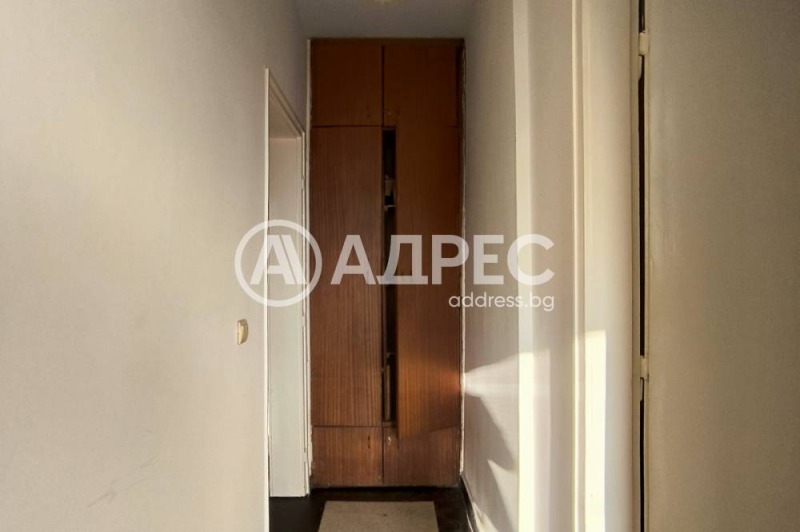 Продава  2-стаен град София , Изгрев , 60 кв.м | 88708812 - изображение [6]