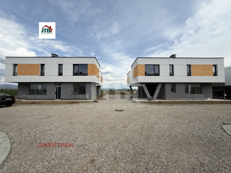 Продава КЪЩА в област София, гр. Елин Пелин - 162 кв.м / 320 000 € » 625 865.60 лв., ДЖЕЙТИБИ