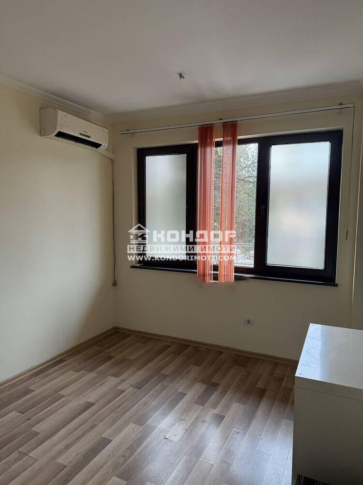 Продава 2-СТАЕН, гр. Пловдив, Център, снимка 2 - Апартаменти - 51741796